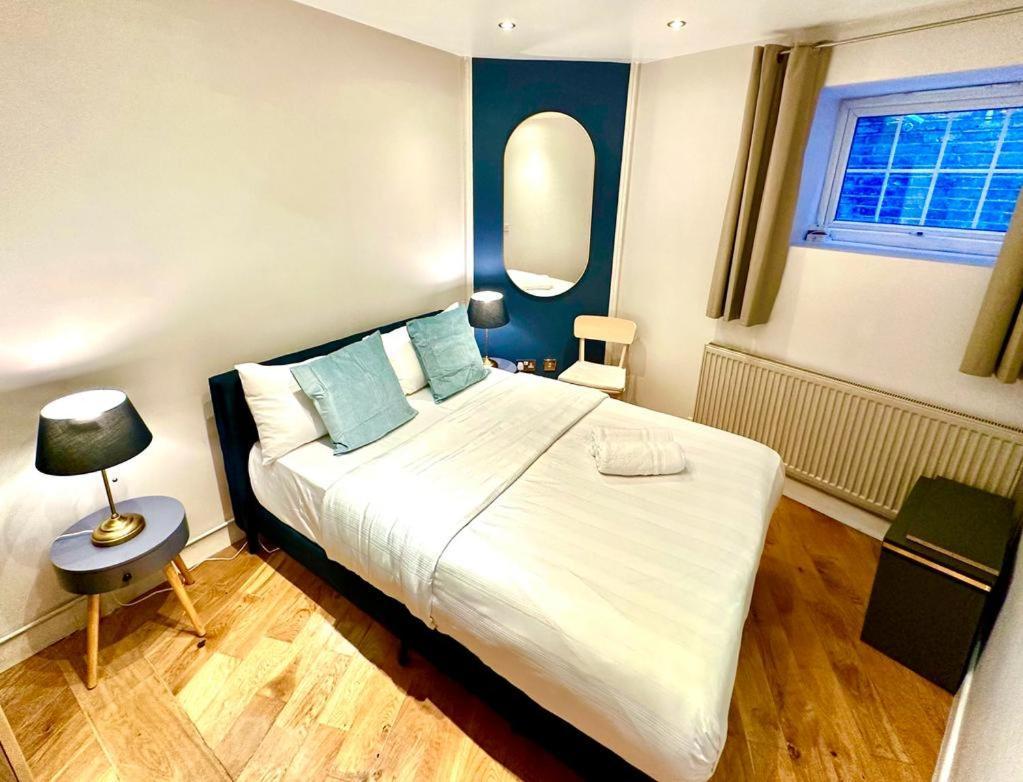 30 Secs To Euston Station Apartment London Ngoại thất bức ảnh