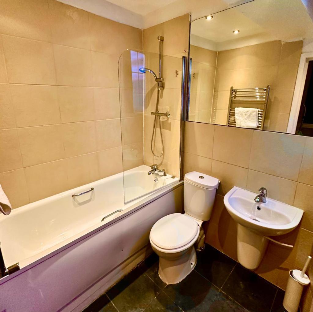 30 Secs To Euston Station Apartment London Ngoại thất bức ảnh